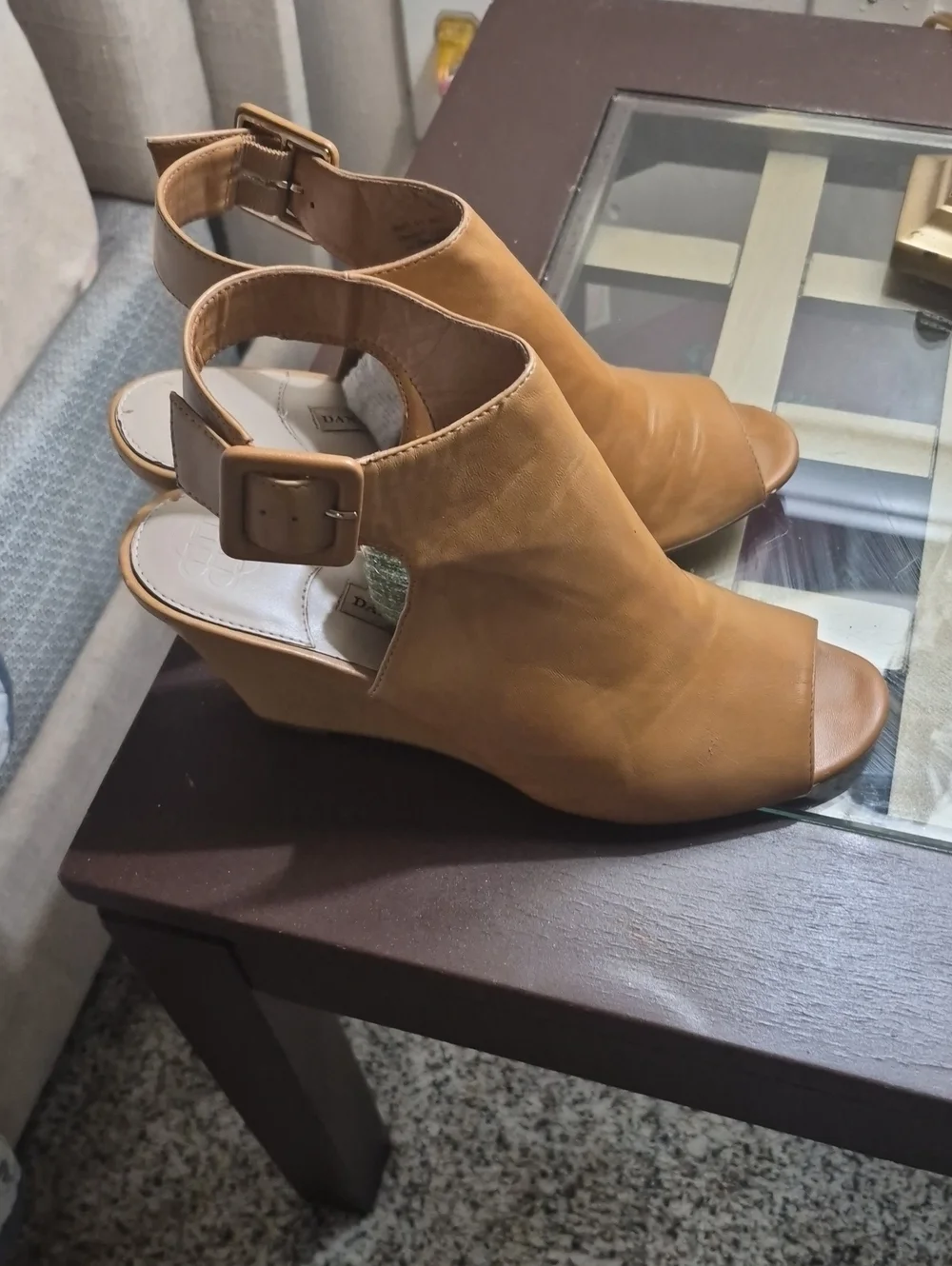 Dana Buchman Salmon Wedge Peep Toe Ankle Strap Sandals Sz 9.5